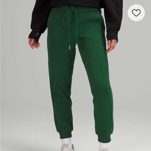 Lululemon scuba high rise joggers in everglade green
